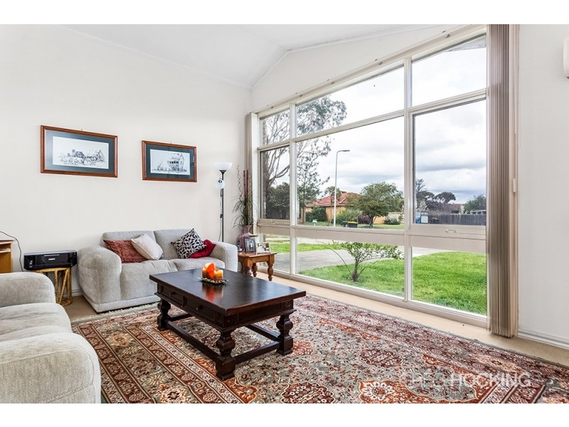 3 Wyatt Place, Melton West VIC 3337