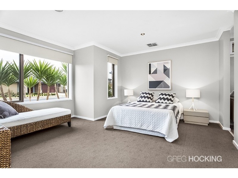 11 Dunlin Crescent, Williams Landing VIC 3027