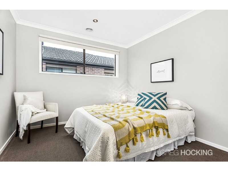 11 Dunlin Crescent, Williams Landing VIC 3027