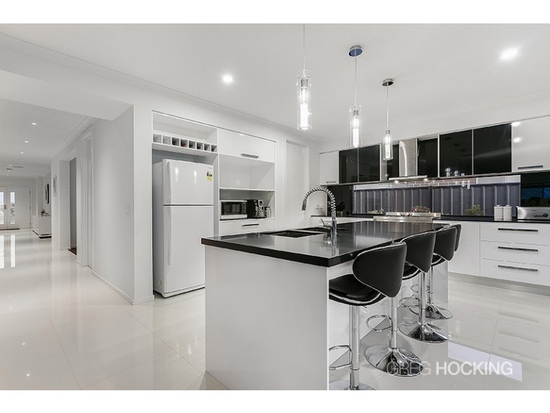 28 Fleur Way, Truganina VIC 3029