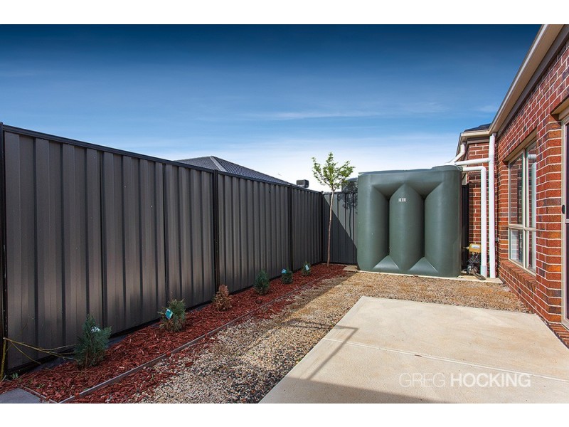 2/37 Greenleaf Circuit, Tarneit VIC 3029