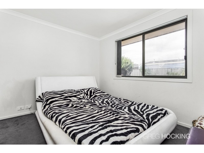 10 Pioneer Drive, Deer Park VIC 3023