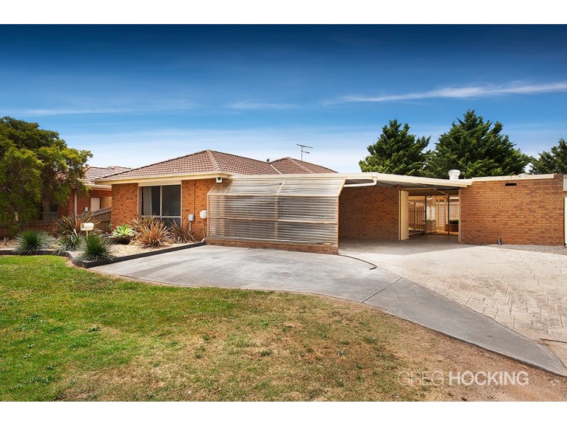 8 Thoroughbred Avenue, Werribee VIC 3030