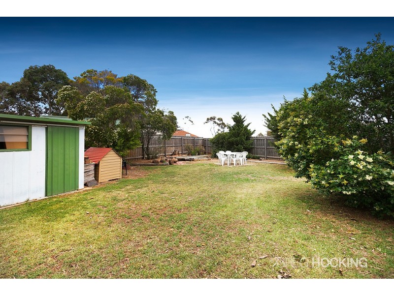 18 Coventry Drive, Werribee VIC 3030