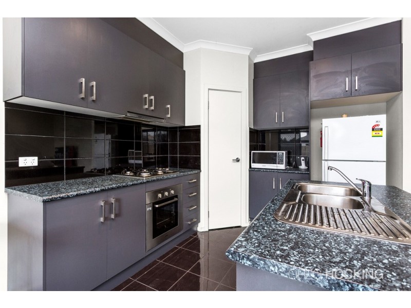 1/8 Horseshoe Circuit, Truganina VIC 3029