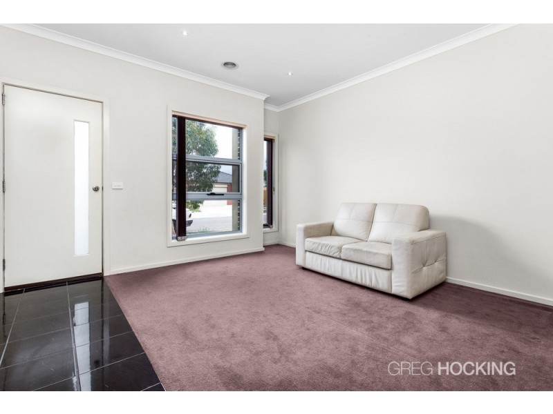 1/8 Horseshoe Circuit, Truganina VIC 3029