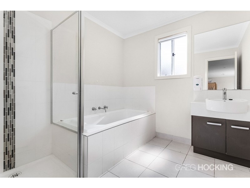 12 Gungurra Grove, Wyndham Vale VIC 3024