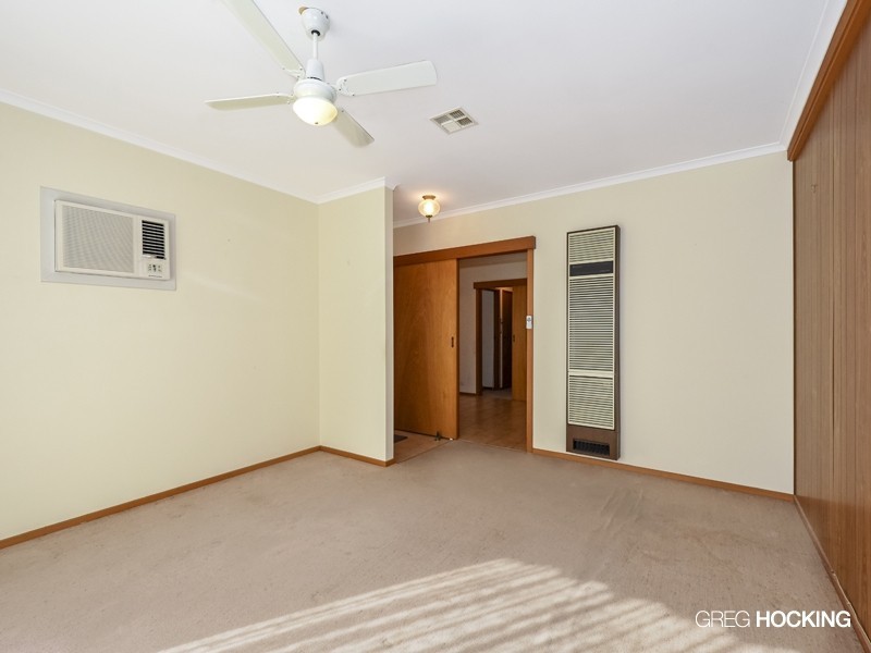 6/5 Deutgam Street, Werribee VIC 3030
