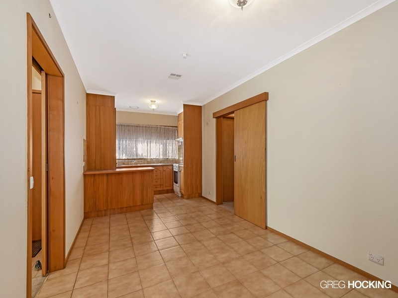 6/5 Deutgam Street, Werribee VIC 3030