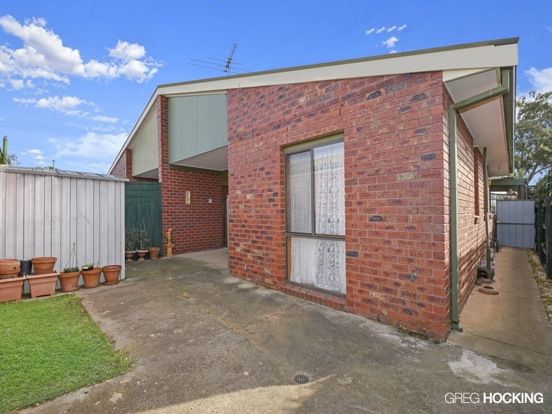 6/5 Deutgam Street, Werribee VIC 3030