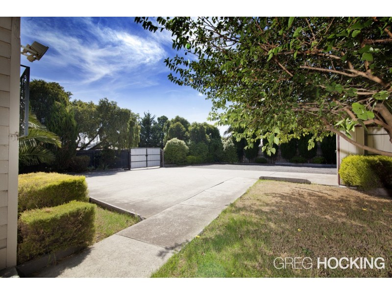 222 Furlong Road, St Albans VIC 3021