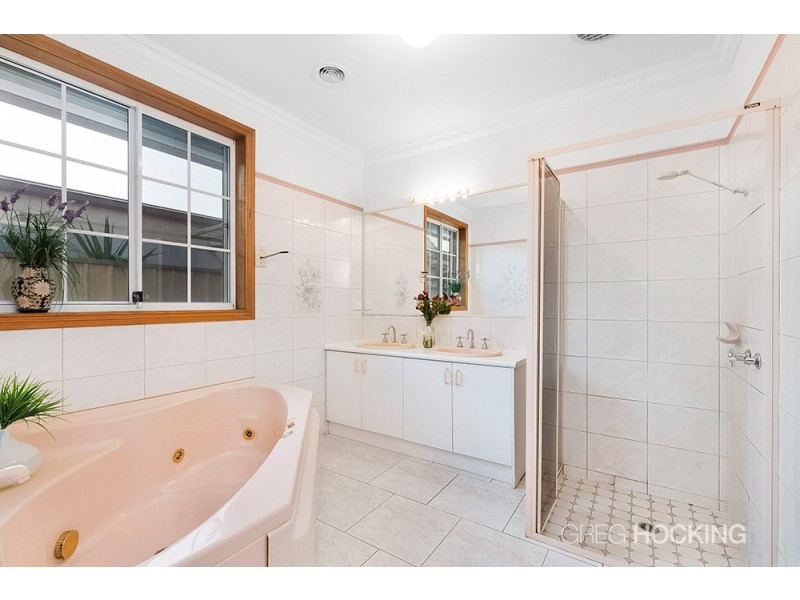 12 Norwood Court, Hoppers Crossing VIC 3029