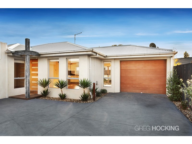 2/6 Pagnoccolo Street, Werribee VIC 3030