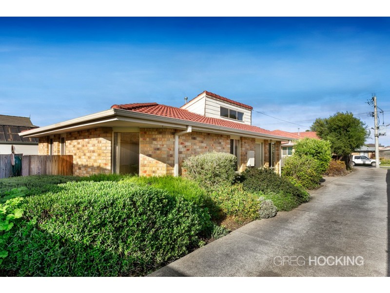 2/27 Hotham Crescent, Hoppers Crossing VIC 3029