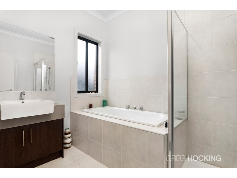 10 Romek Way, Truganina VIC 3029