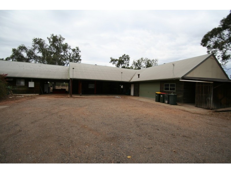 250 Opal Street, Emerald QLD 4720