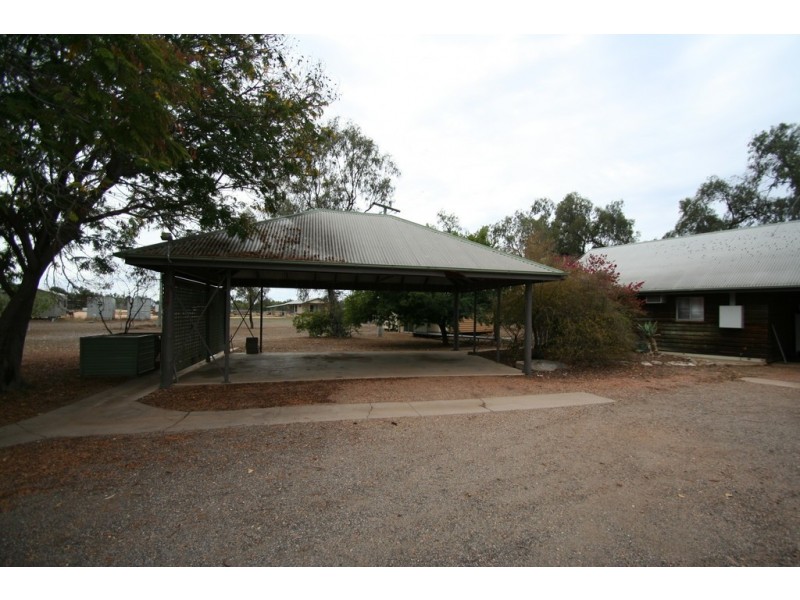 250 Opal Street, Emerald QLD 4720