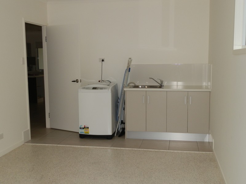 Unit 11/55a Gray Street, Emerald QLD 4720