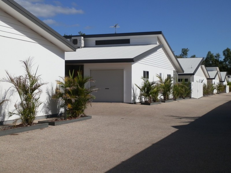 Unit 11/55a Gray Street, Emerald QLD 4720