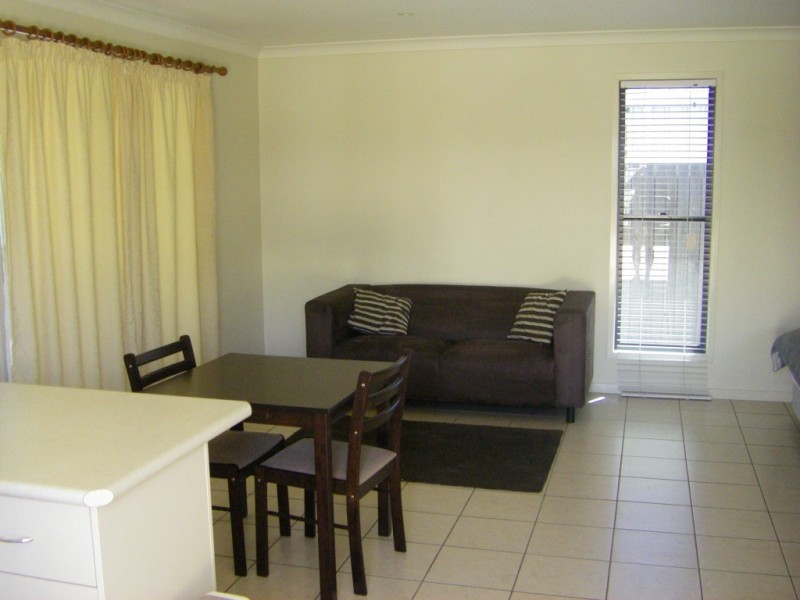 Unit 4/67 Anakie Street, Emerald QLD 4720