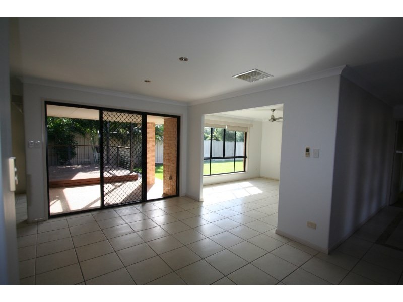 12 Joel Ernest Drive, Emerald QLD 4720