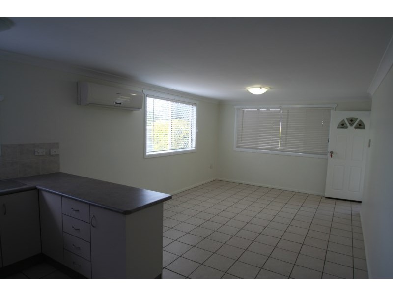 1/52 Harris Street, Emerald QLD 4720