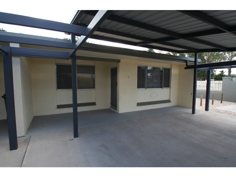 1/52 Harris Street, Emerald QLD 4720