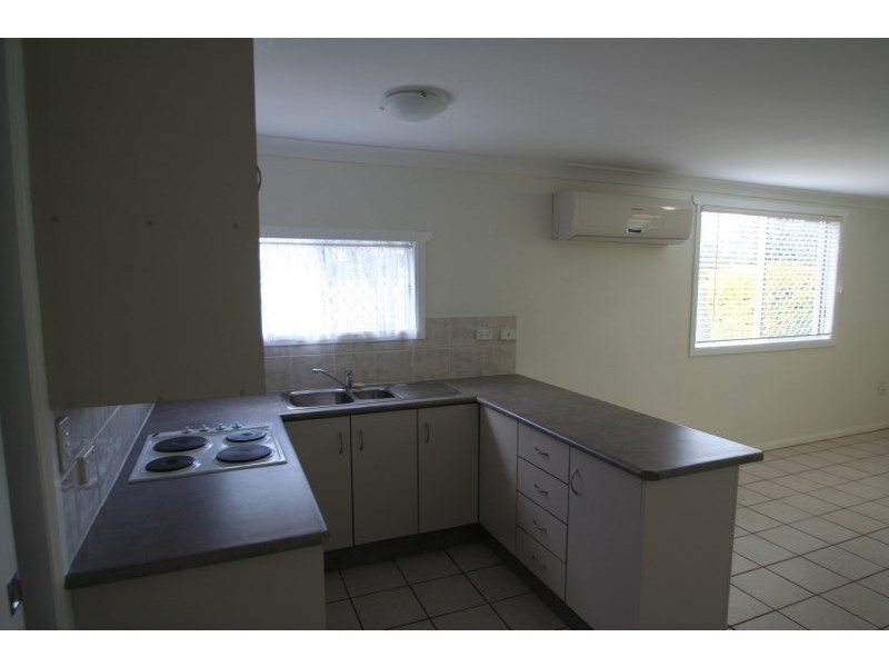 1/52 Harris Street, Emerald QLD 4720