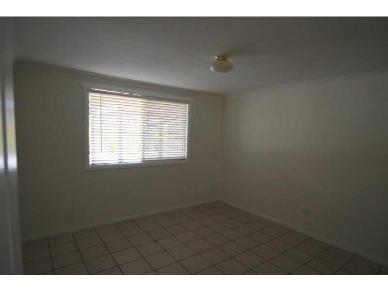 1/52 Harris Street, Emerald QLD 4720