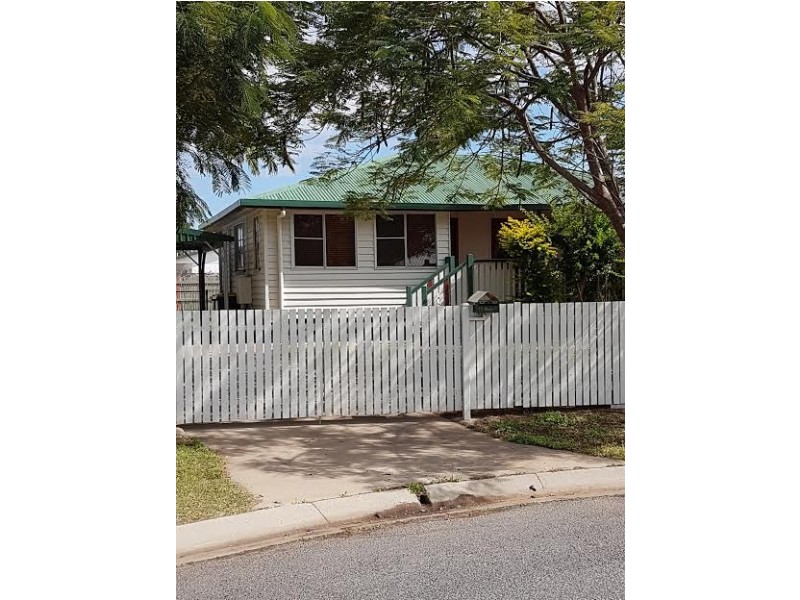 11 Caprice Court, Emerald QLD 4720
