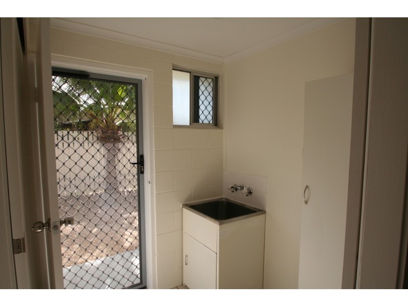 1-8/52 Harris Street, Emerald QLD 4720