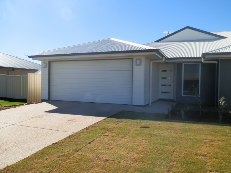 Unit 1/4 Eagle Street, Emerald QLD 4720