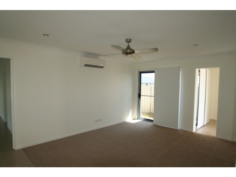14 Whitney Street, Emerald QLD 4720