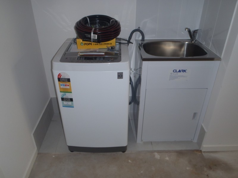 2/38 Lakeside Drive, Emerald QLD 4720