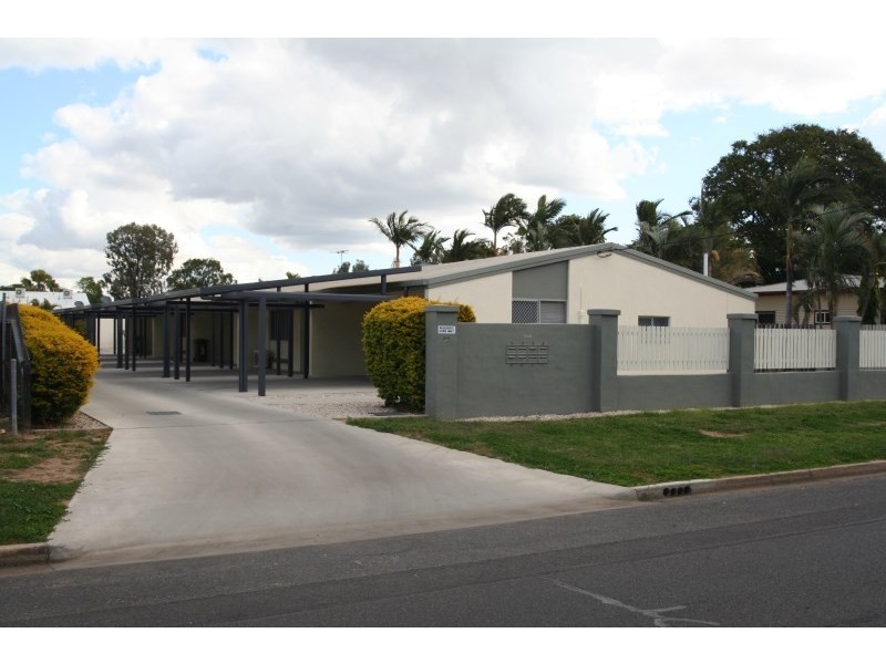 8/52 Harris Street, Emerald QLD 4720