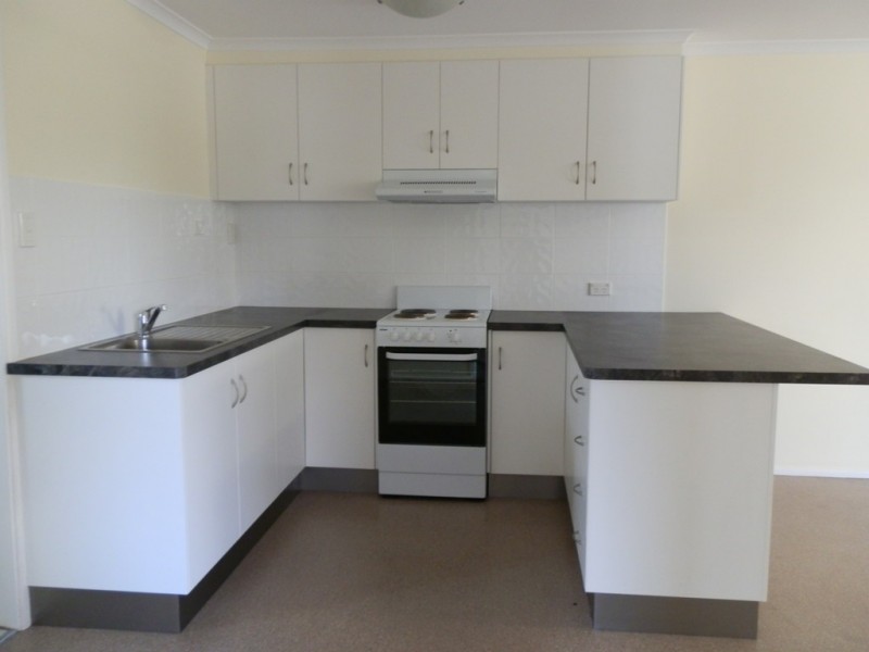 8/52 Harris Street, Emerald QLD 4720