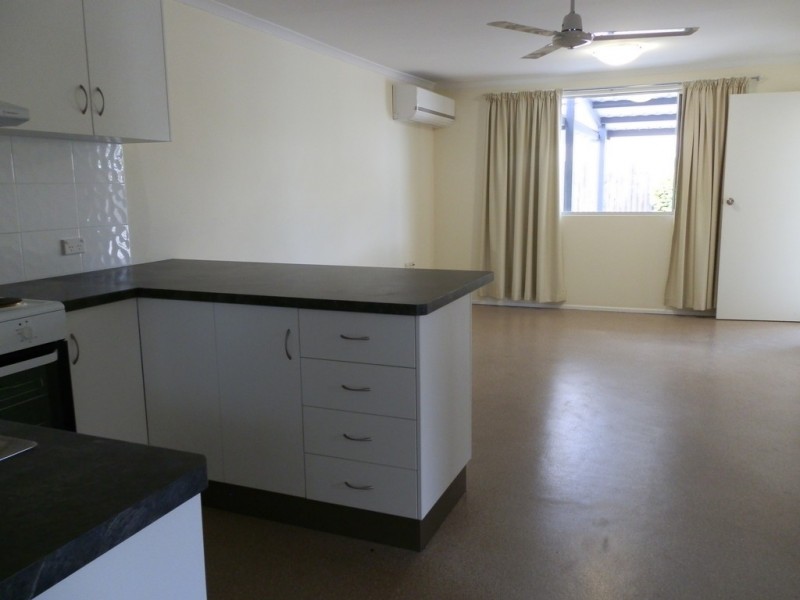 8/52 Harris Street, Emerald QLD 4720