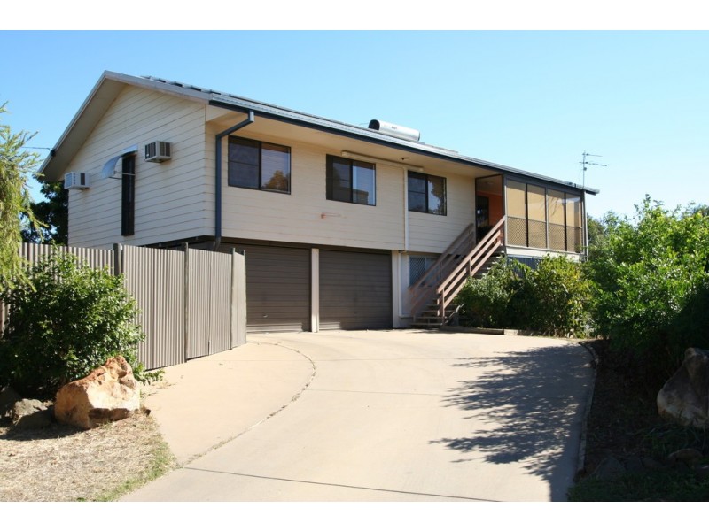 30 Bonython Drive, Emerald QLD 4720