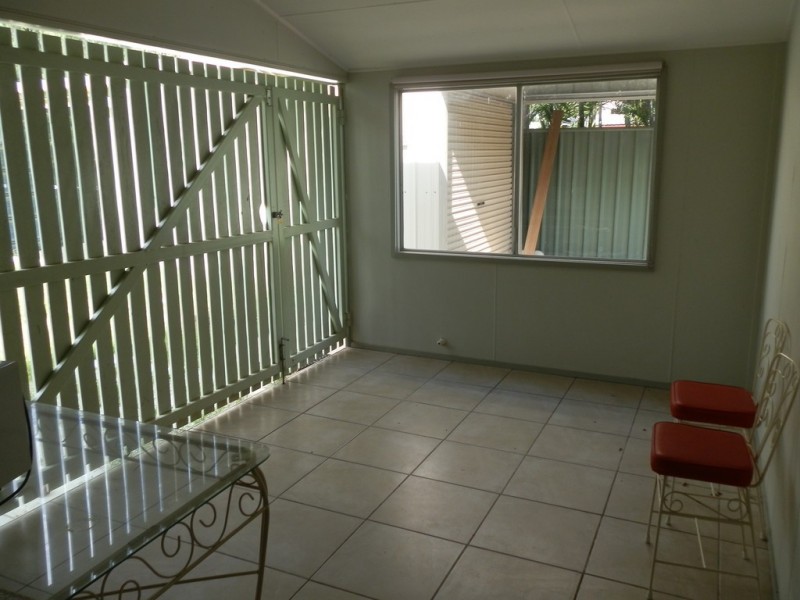 5 Pryor Place, Emerald QLD 4720