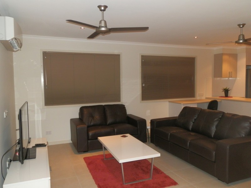 2/1 Charolais Place, Emerald QLD 4720