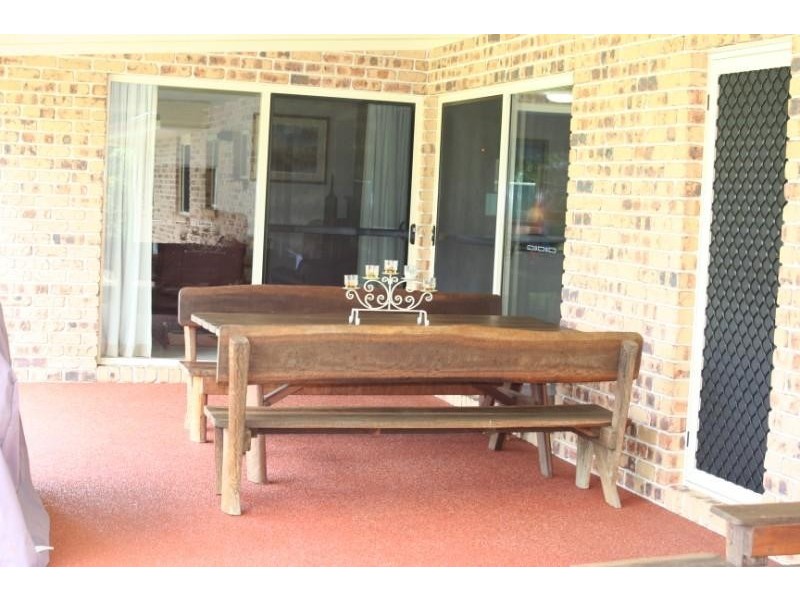 11 Country Lane, Emerald QLD 4720