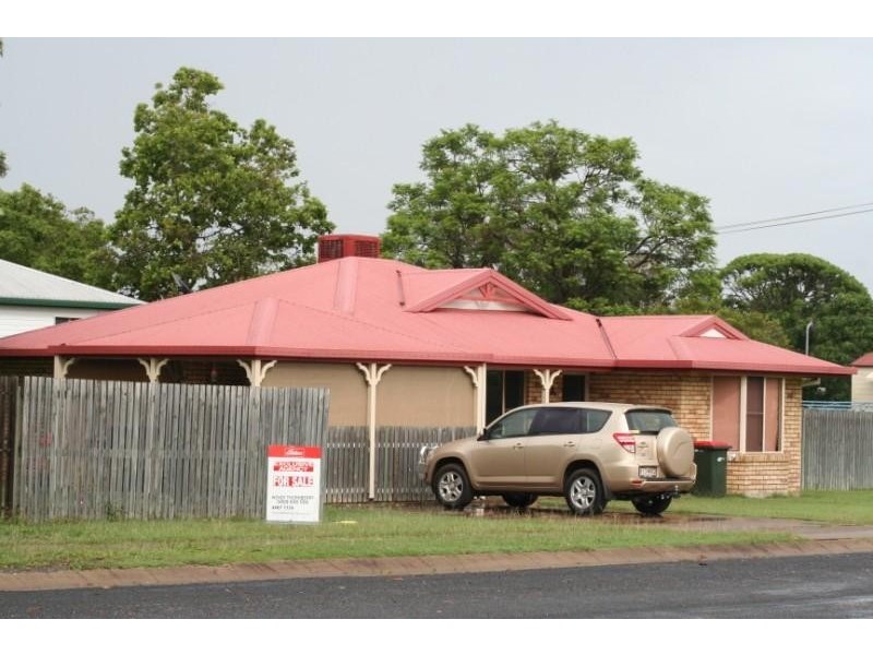 8 Malvern Street, Capella QLD 4723