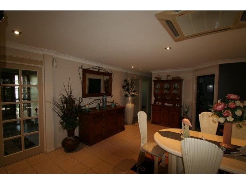 42 Andrews Road, Emerald QLD 4720