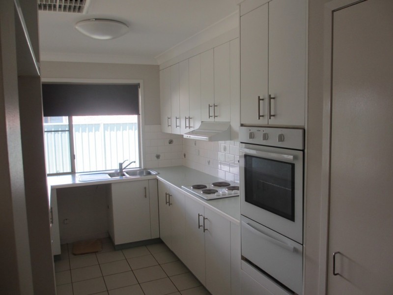 42 Jacqueline Drive, Emerald QLD 4720