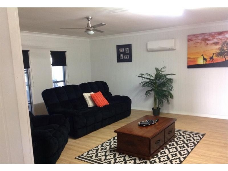 17 Mitchell Street, Emerald QLD 4720