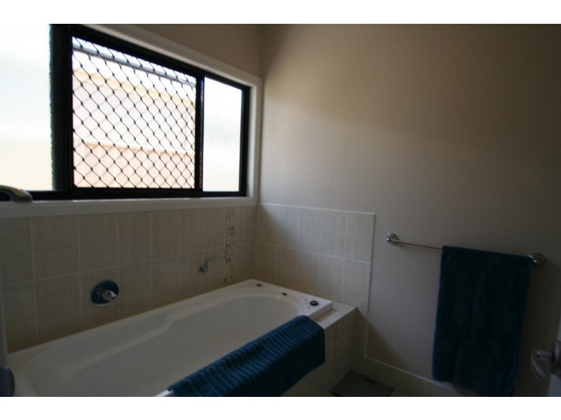 21 Haswell Street, Emerald QLD 4720