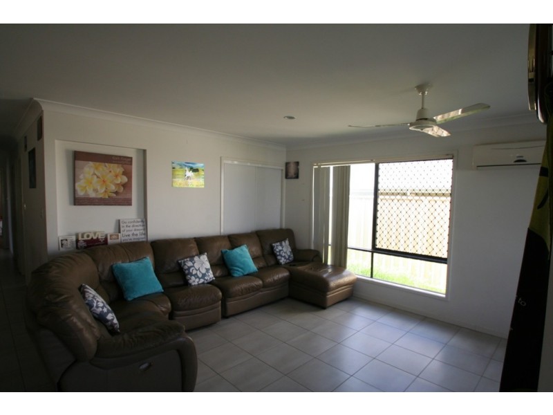 13 Lakeside Drive, Emerald QLD 4720