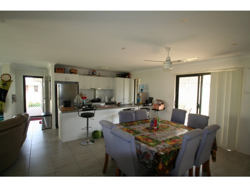 13 Lakeside Drive, Emerald QLD 4720