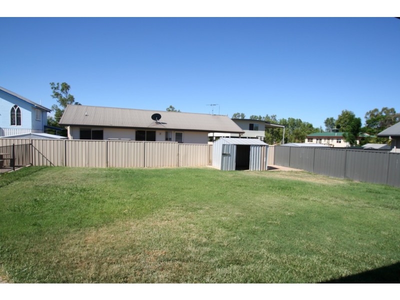 5 Colden Place, Emerald QLD 4720
