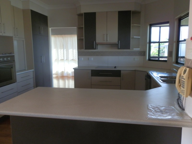 40 Edgewood Drive, Emerald QLD 4720